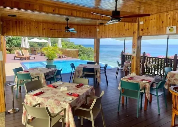 Treasure Cove & Restaurant Hotel