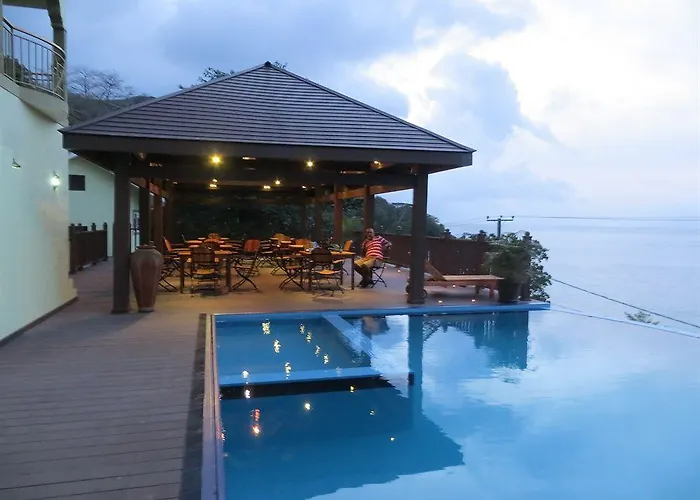 Hotel Treasure Cove & Restaurant Bel Ombre