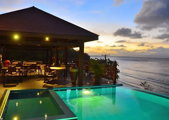 Treasure Cove & Restaurant 3*